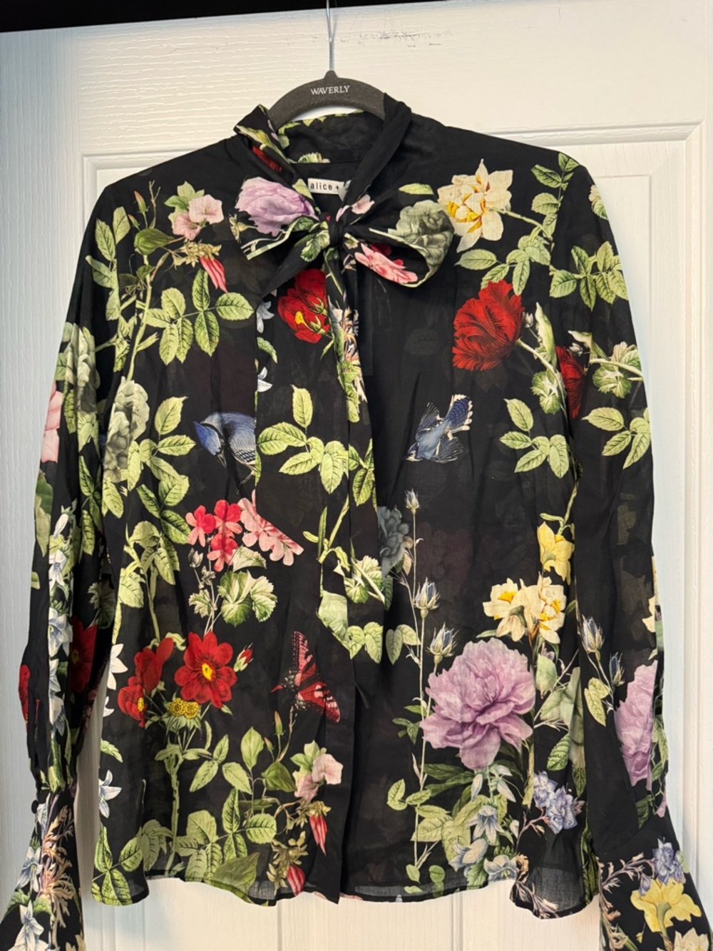 NWT Alice + Olivia Black Floral Long Sleeve Blouse With Bow